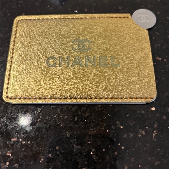 unbranded Accessories - NEW Chanel Beauty Gold Mirror Card Holder Sleeve
